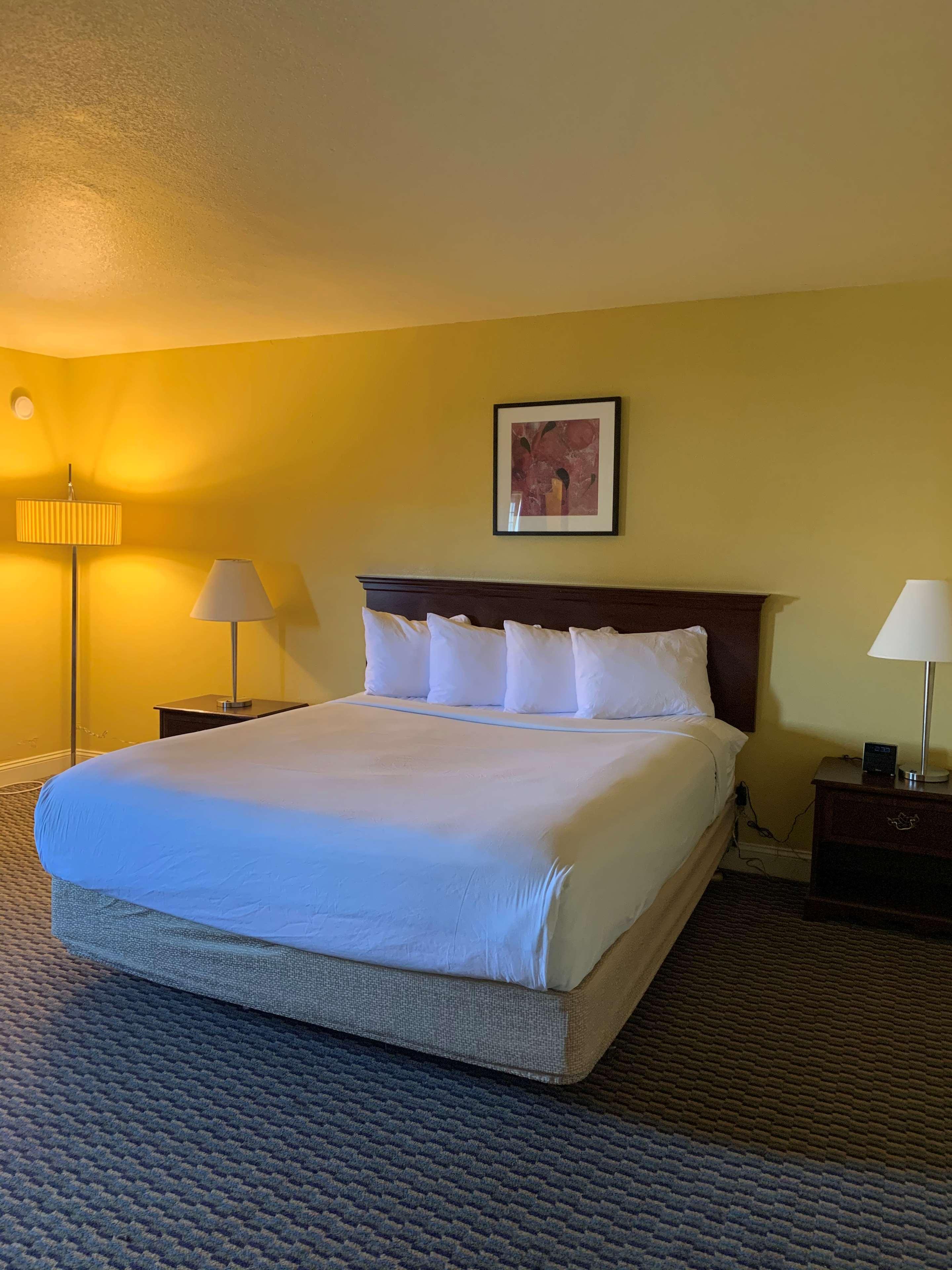 Radisson Hotel West Sacramento Exterior photo
