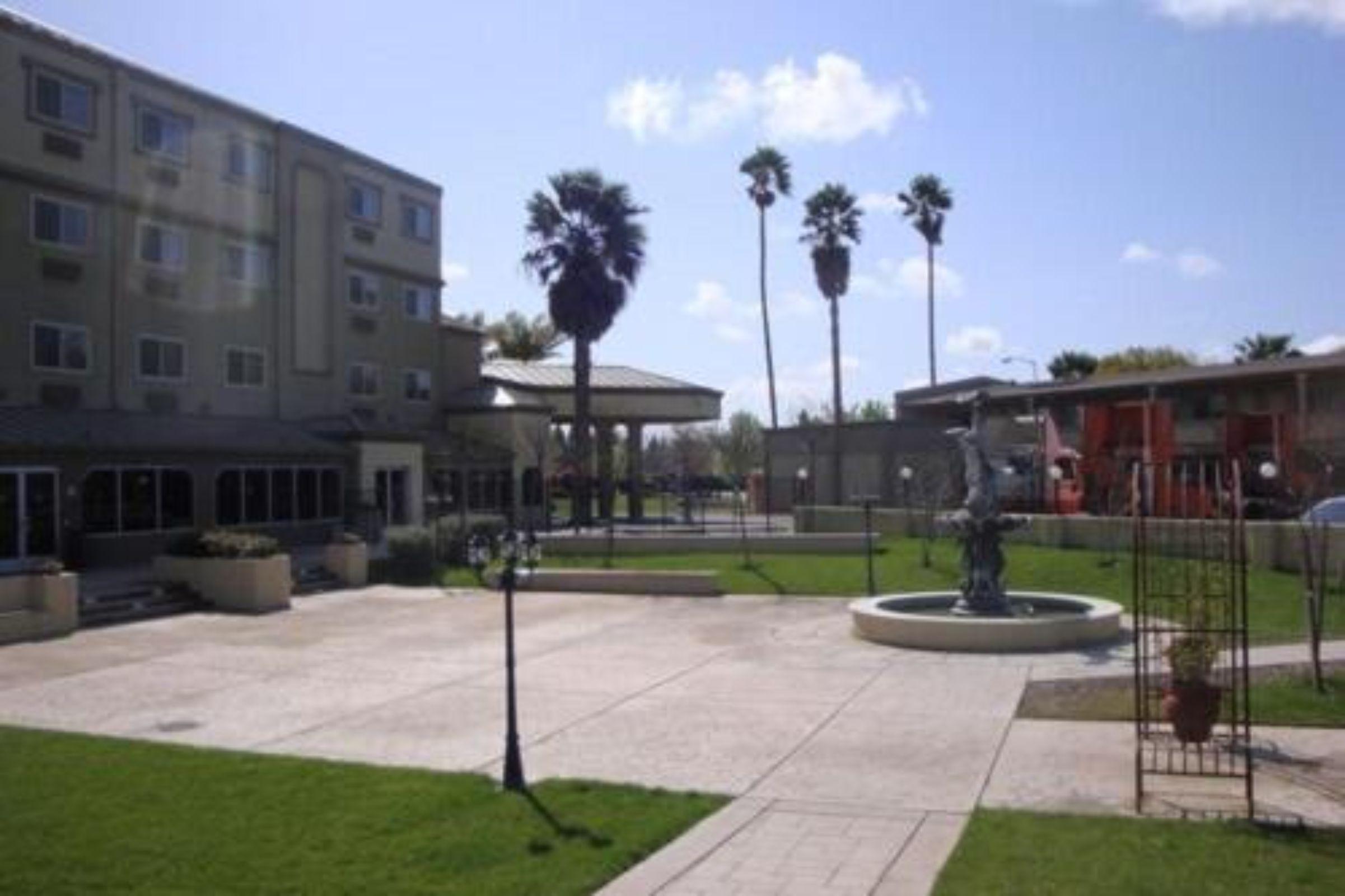 Radisson Hotel West Sacramento Exterior photo