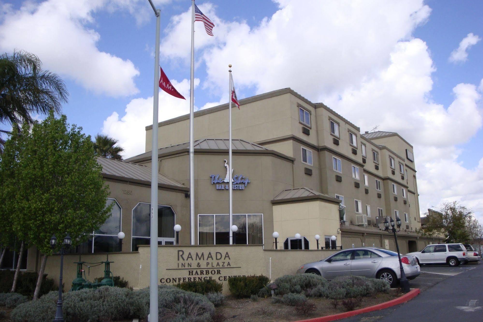 Radisson Hotel West Sacramento Exterior photo